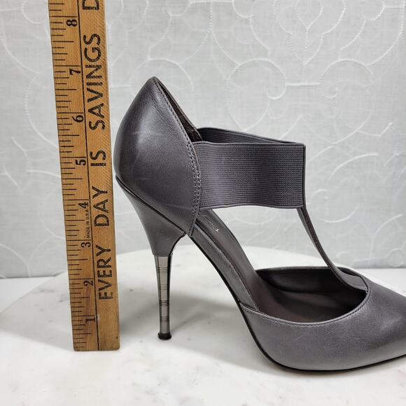 Elizabeth & James Stiletto Heels Womens 8 Gray Leather T-Strap Metal Spike Heel - Picture 8 of 16